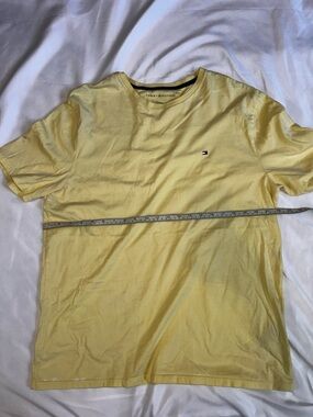 Tommy Hilfiger Men’s Pale Yellow Crew Neck T-Shirt